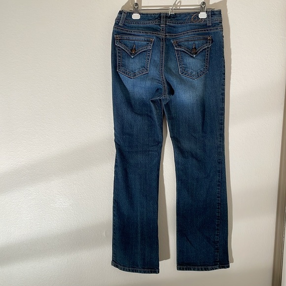 Code Bleu Jeans - Picture 3 of 6